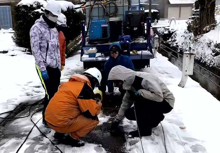 消雪パイプ洗浄
